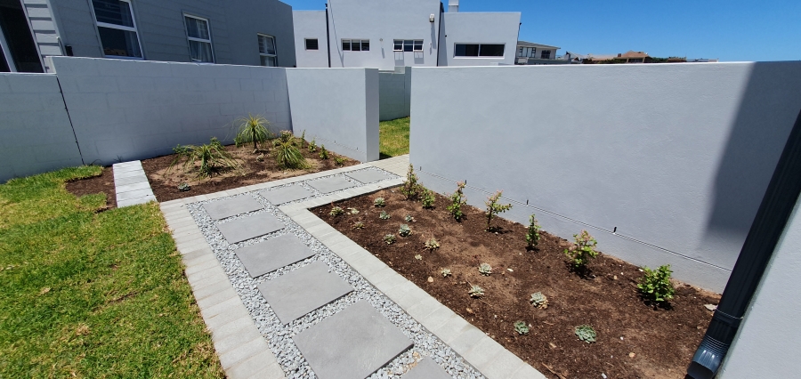 3 Bedroom Property for Sale in Myburgh Park Western Cape
